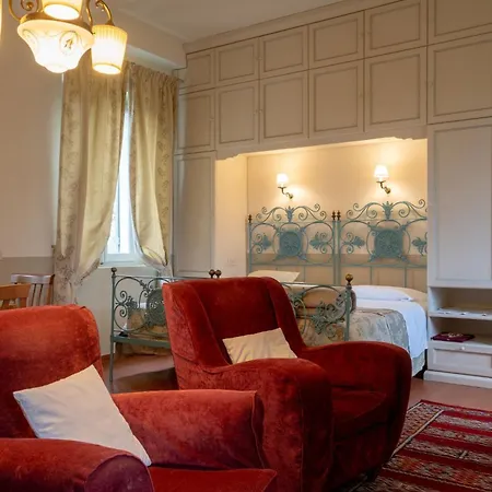 Apartamento Salus Pésaro
